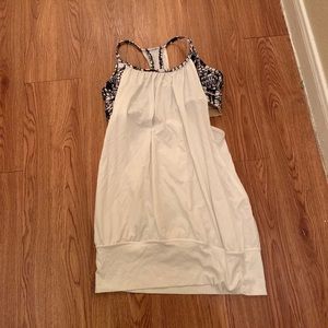 Lululemon sports bra tank top shirt size 6